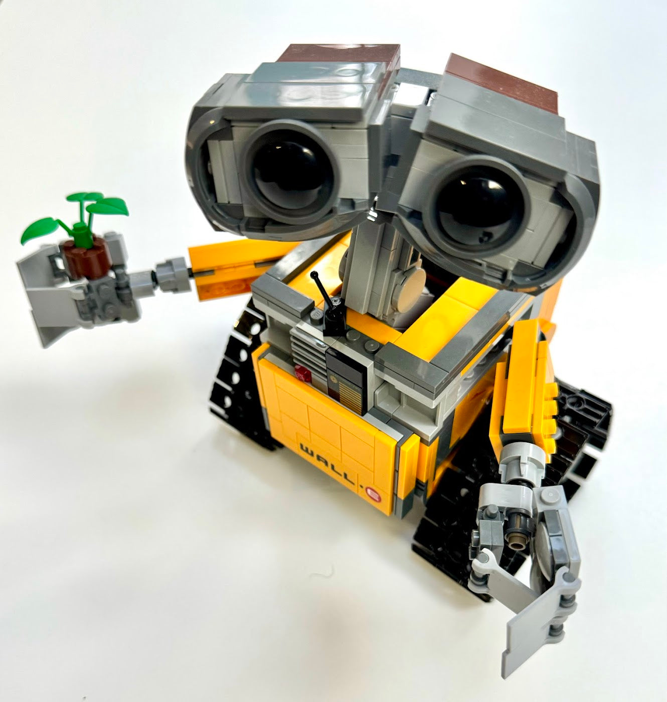 LEGO Ideas: WALL-E - Set #21303