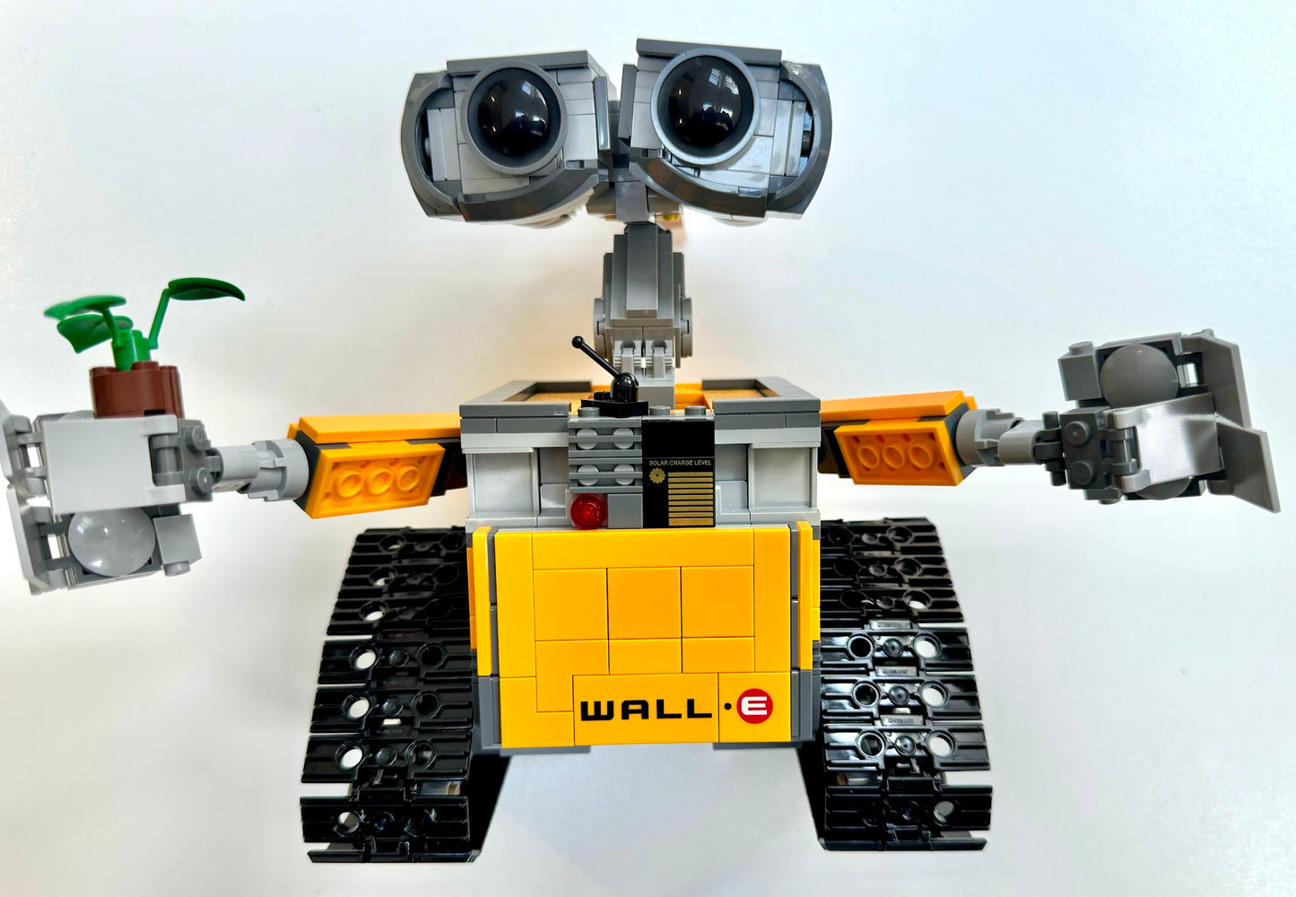 LEGO Ideas: WALL-E - Set #21303