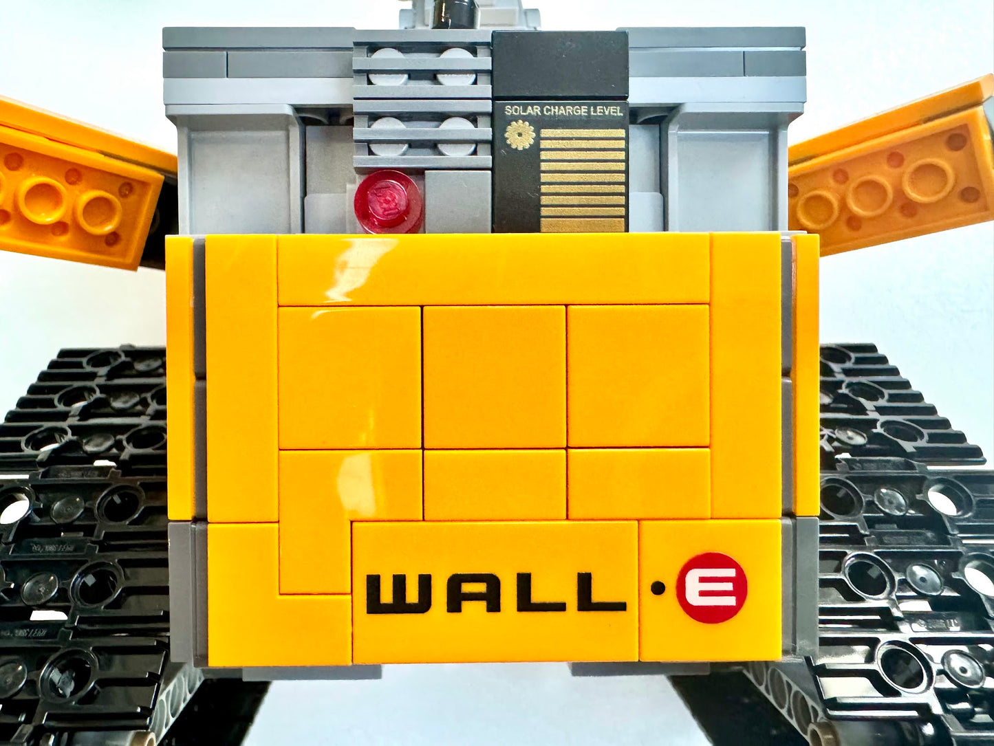 LEGO Ideas: WALL-E - Set #21303